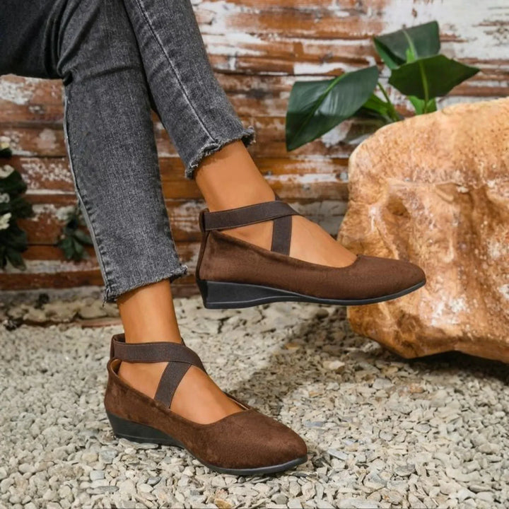 Calerinne | Closed Wedge Ballerina Heels