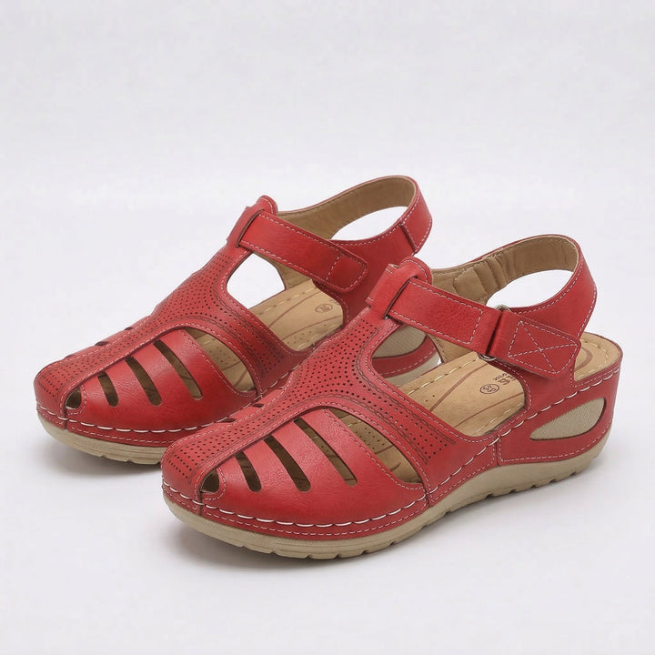Amelia – Comfort Sandals with a Gentle Lift