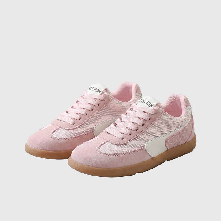 Susan – Shoes with a Wide Toe Cap
